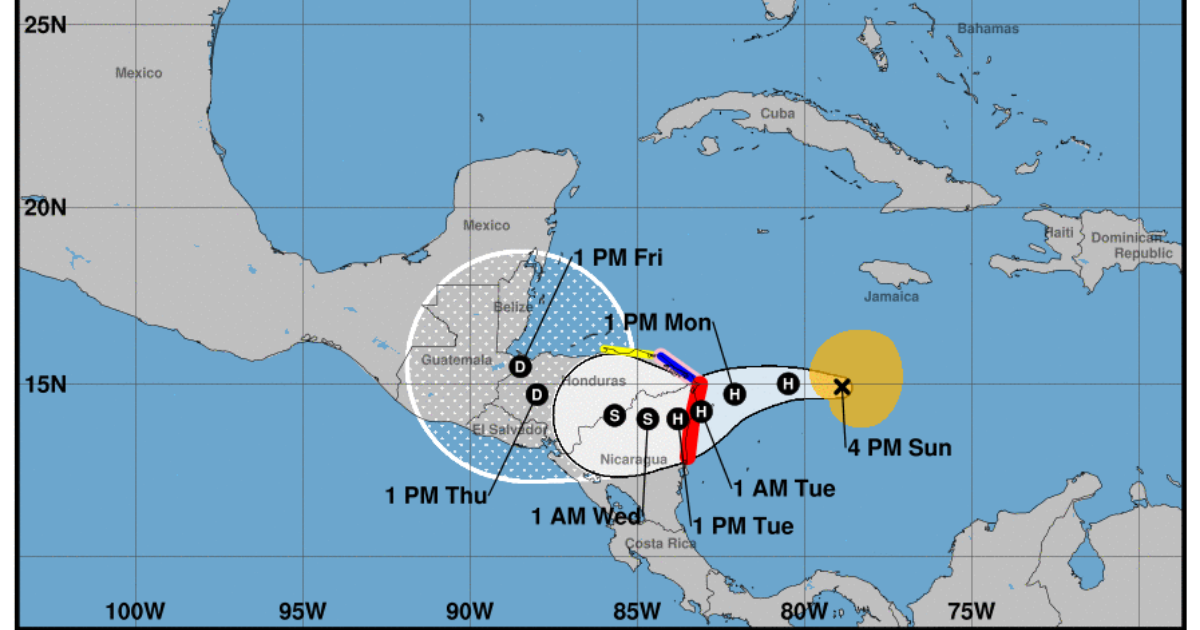 Tormenta Tropical ETA puede convertirse en huracán esta noche