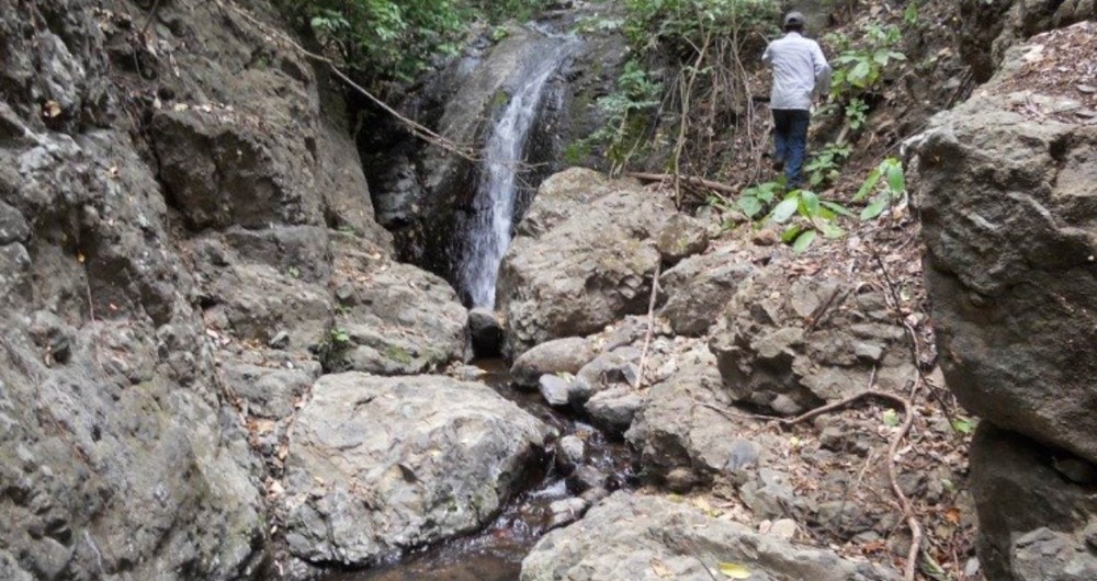 Asesoría y Consultoría de Estudios Geoingenieriles S.A. (ACEGSA), informa en su sitio web que realizó a la empresa minera Los Lirios de Honduras, el Estudio de Impacto Ambiental (EIA), de la concesión El Guaylo, San Juan de Limay, Estelí.